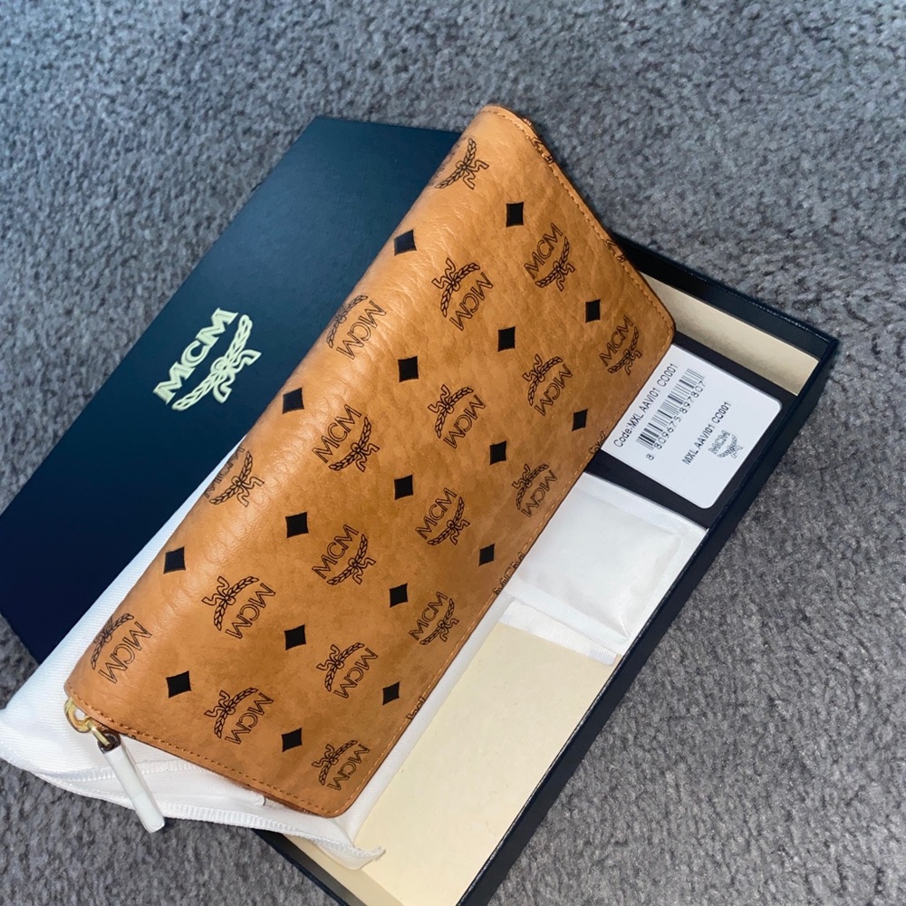 Brand new MCM wallet